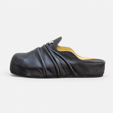 【2027 1st 】BEBBE -COW HIDE