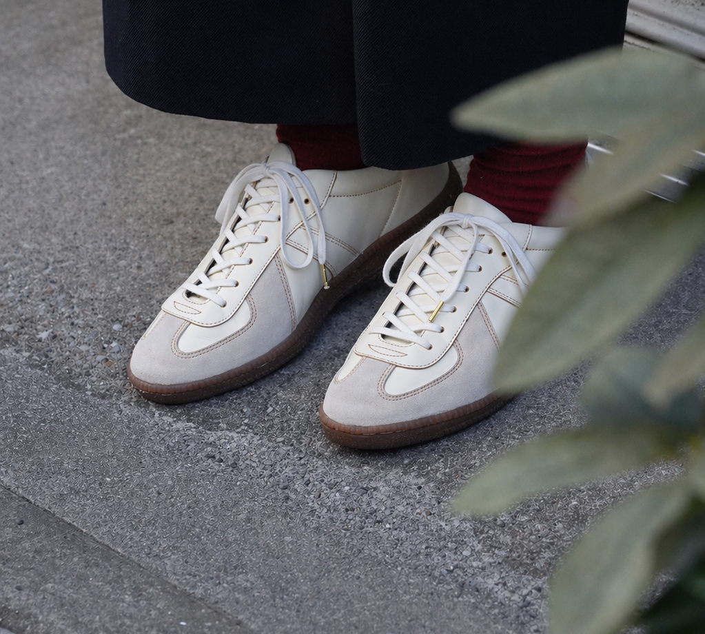 Sneaker – LA POCHE Sneaker – LA POCHE